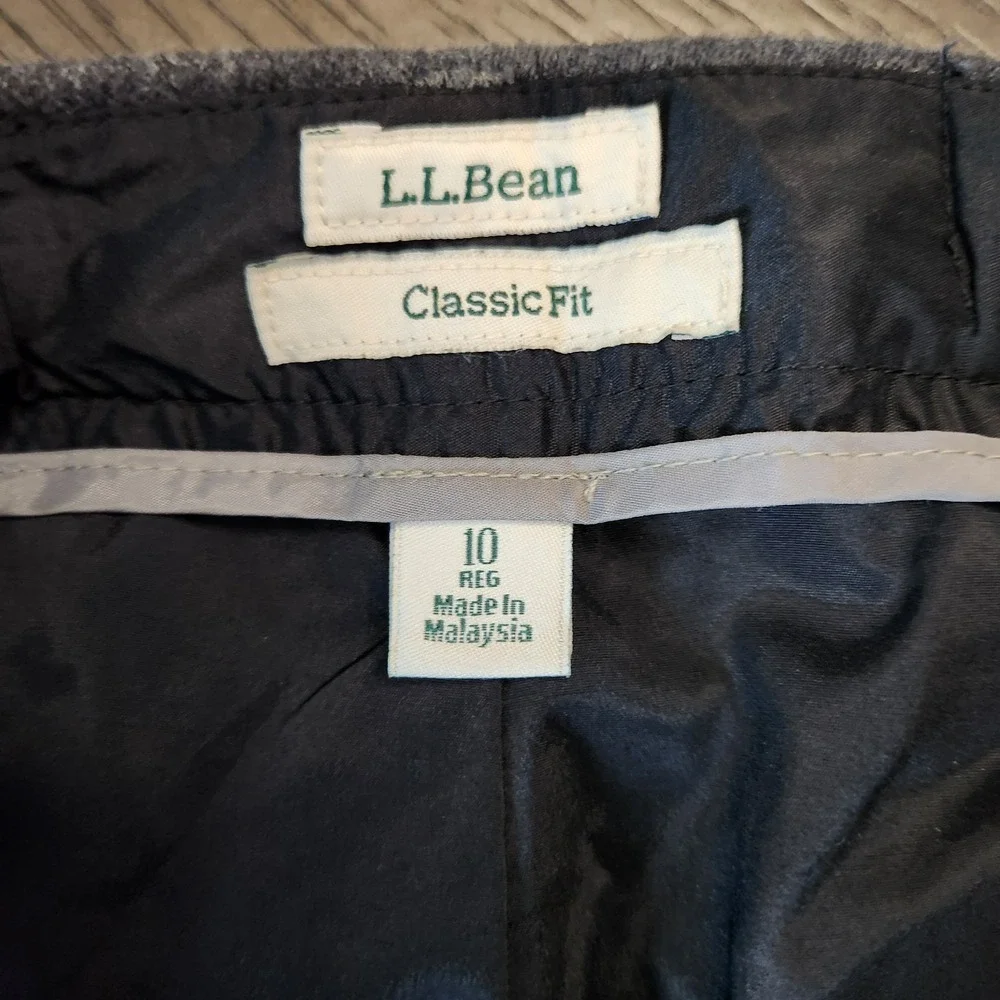 L.L Bean Classic Fit Pants Size‎ 10